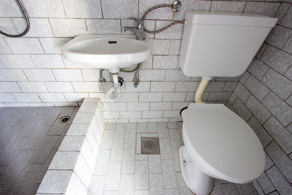 St. Roko Guest House دونيا لاستيفا المظهر الخارجي الصورة
